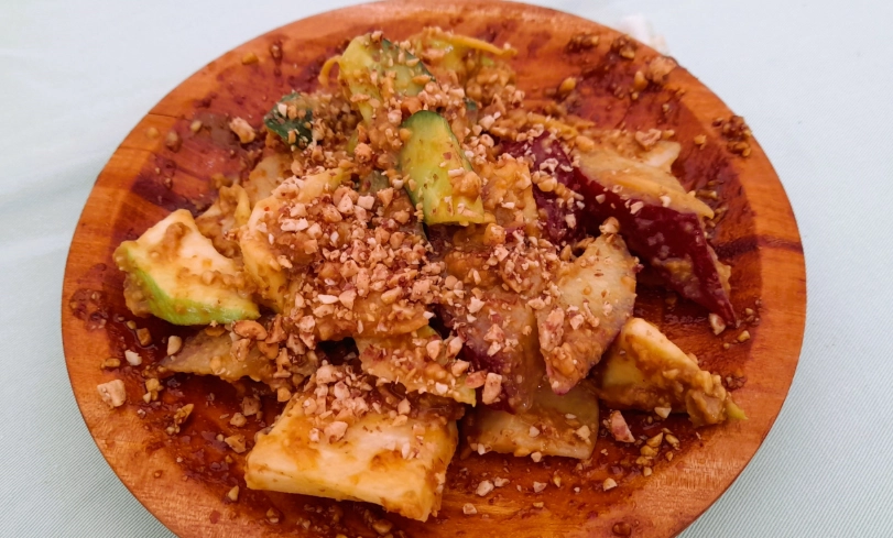 大鄧伯花果实采摘 大鄧伯花果实采摘