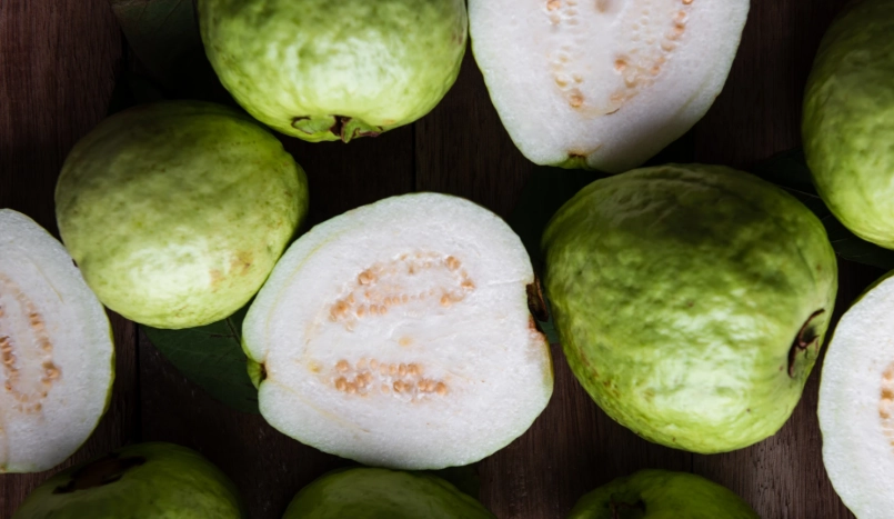 番石榴的好處與壞處全解析：營養專家教你聰明吃