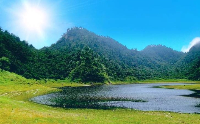 松羅湖 登山 季節