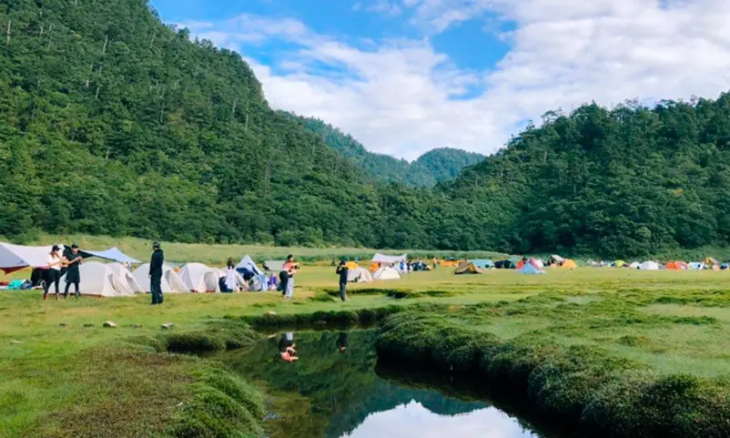 松羅湖 登山 季節